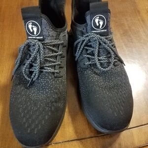 Comfortwear Steel Toe Sneaker